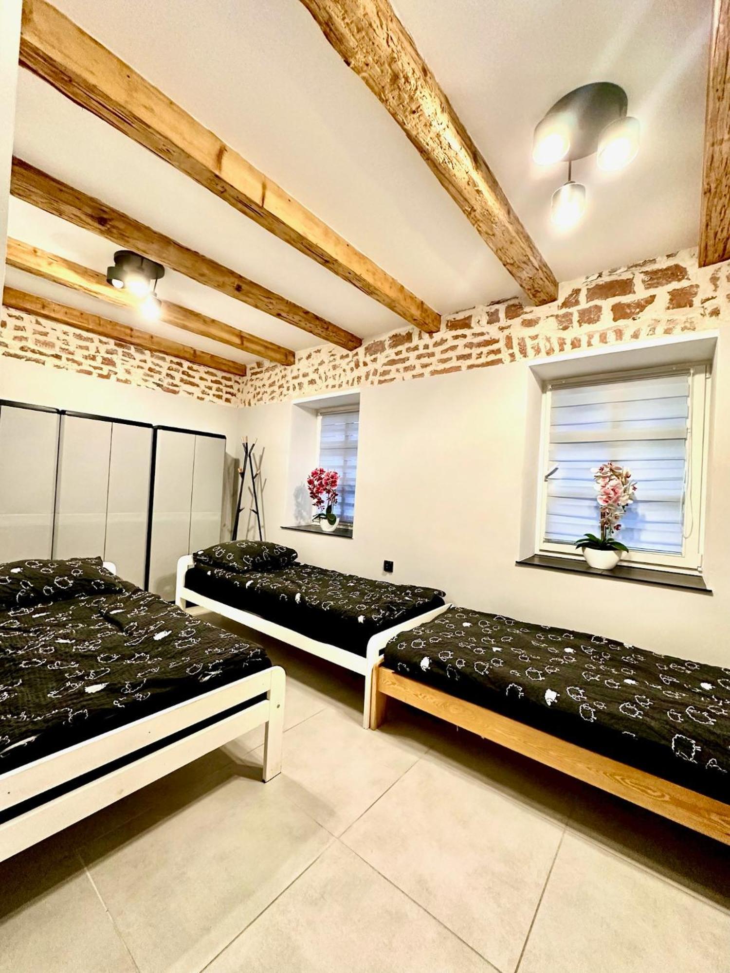 Marianowka Apartment เลกนิตซา ภายนอก รูปภาพ